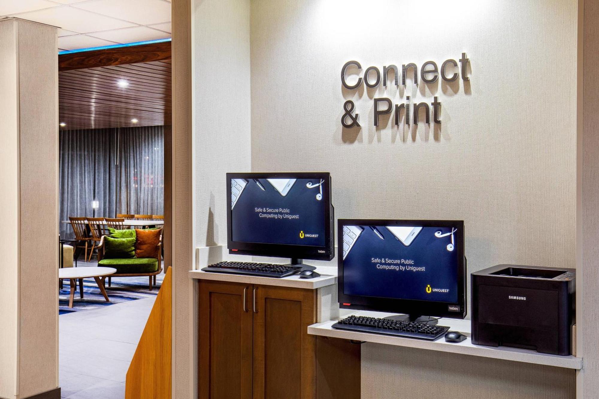 Fairfield Inn & Suites By Marriott Mcpherson Eksteriør bilde